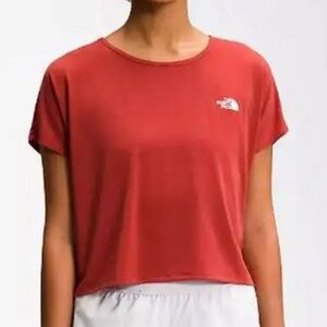 North Face Wander‎ Crossback shirt sleeve top in Tandoori Spice Red size M NWOT